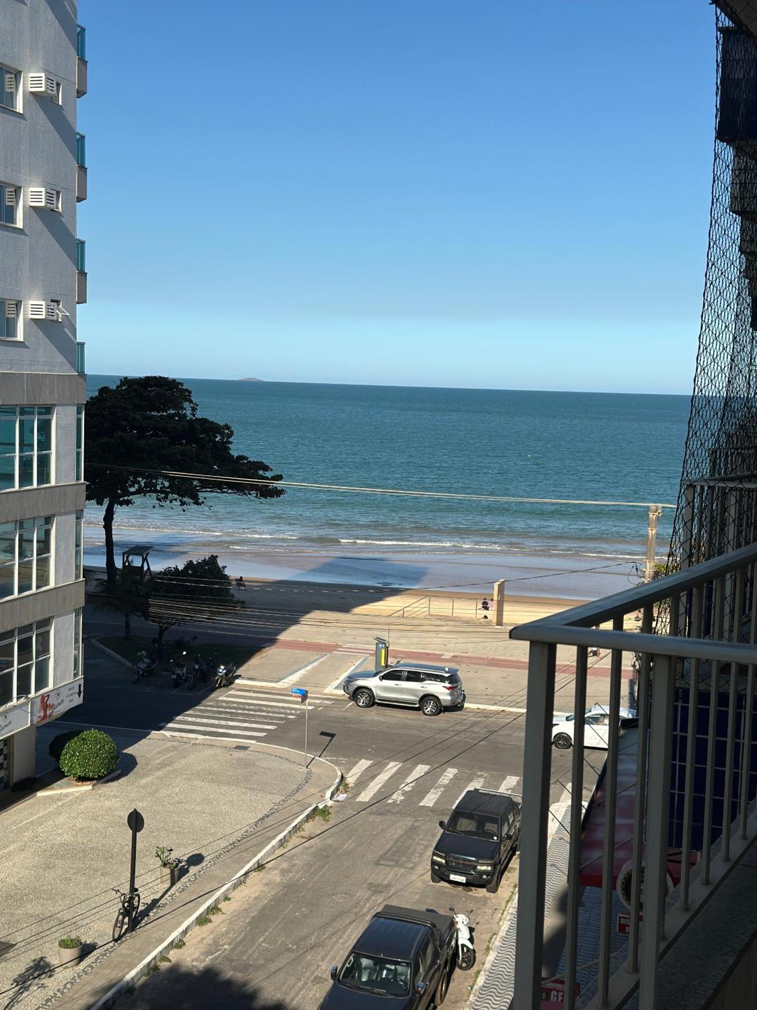 Apartamento Vista Mar 209 - 2 Quartos - Praia Do Morro - Predio Frente Mar - Varanda Com Vista Mar - Elevador - Atravessou A Avenida, Ja Esta Na Praia - Com Garagem - Internet Guarapari Exteriör bild